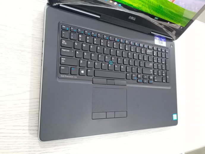 ⁦Dell Precision 7710 Mobile Workstation – Core i7-6920HQ | 16GB RAM | 512GB SSD | NVIDIA 4GB | 17" Display – Original Used⁩ - الصورة ⁦8⁩